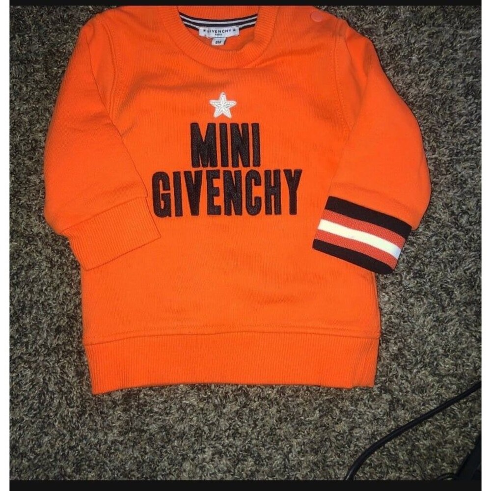 Givenchy Baby Pullover Sweater Givenchy Logo Sz 6M Preowned